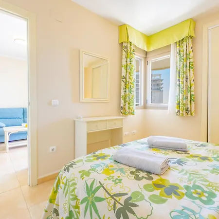 Of Joy Piscina Aparcamiento Apartament