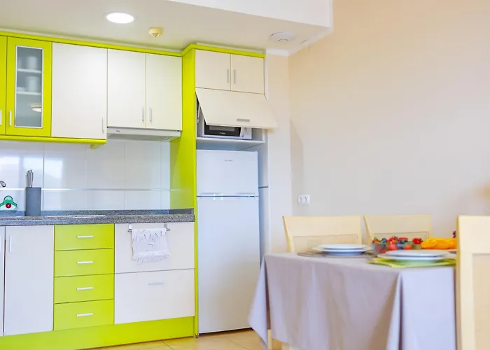 Of Joy Piscina Aparcamiento Apartment *