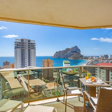 Of Joy Piscina Aparcamiento 아파트 *