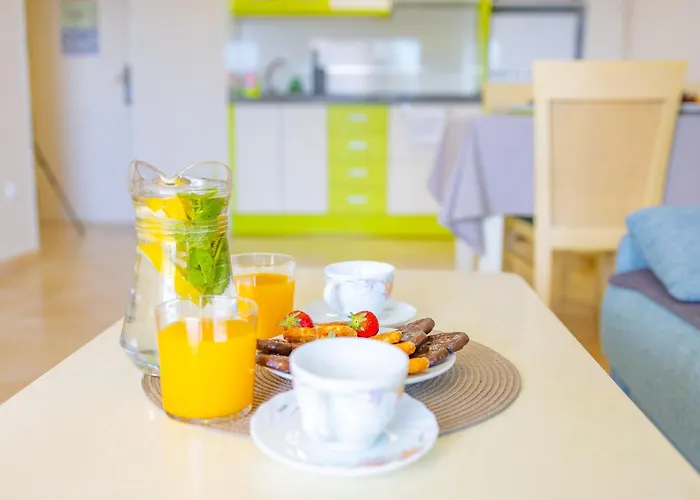 Of Joy Piscina Aparcamiento Apartment *