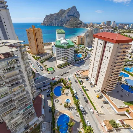 Of Joy Piscina Aparcamiento Calp